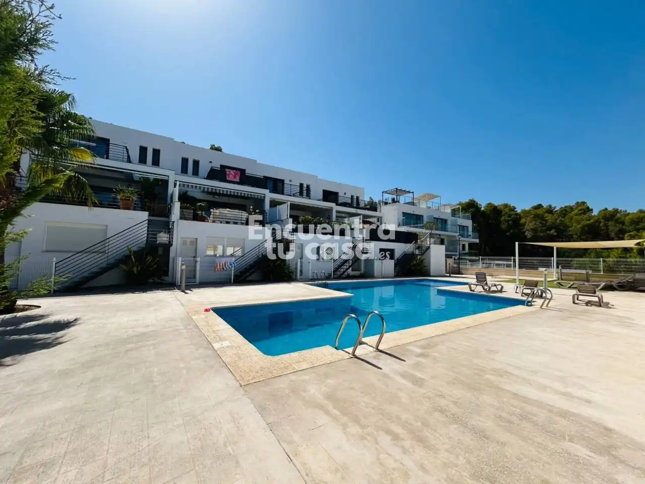 Adossat amb piscina en venda a Calle Merla, imagen 3