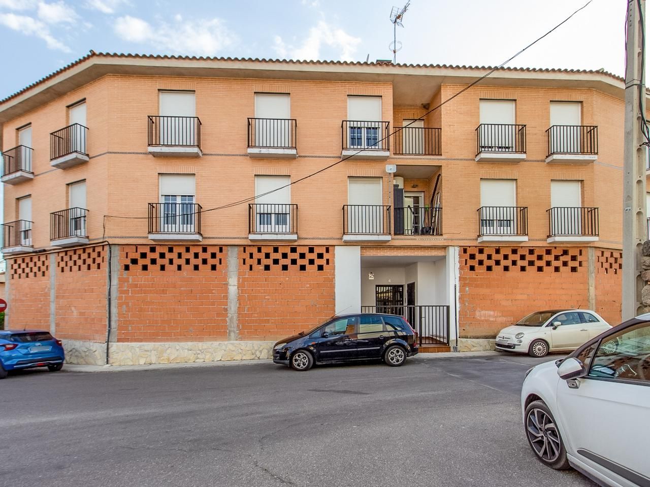 Exterior view of Premises for sale in Mejorada  with Heating