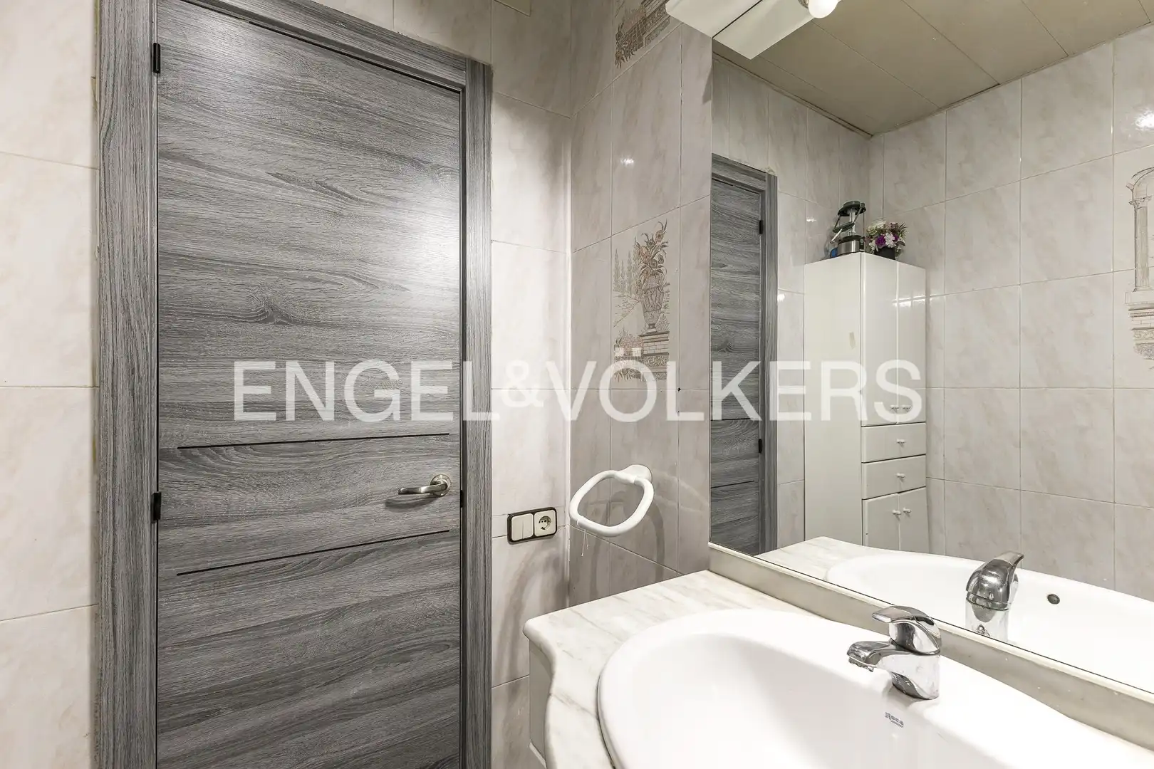 Baño de Piso en venta en Abrera con Aire acondicionado, Calefacción y Balcón