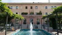 Vista exterior de Casa adosada en venda en Pozuelo de Alarcón amb Aire condicionat, Calefacció i Jardí privat
