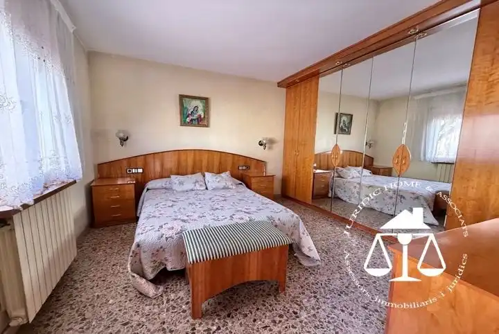 Bedroom of Detached homes for sale in Centre - Sant Oleguer