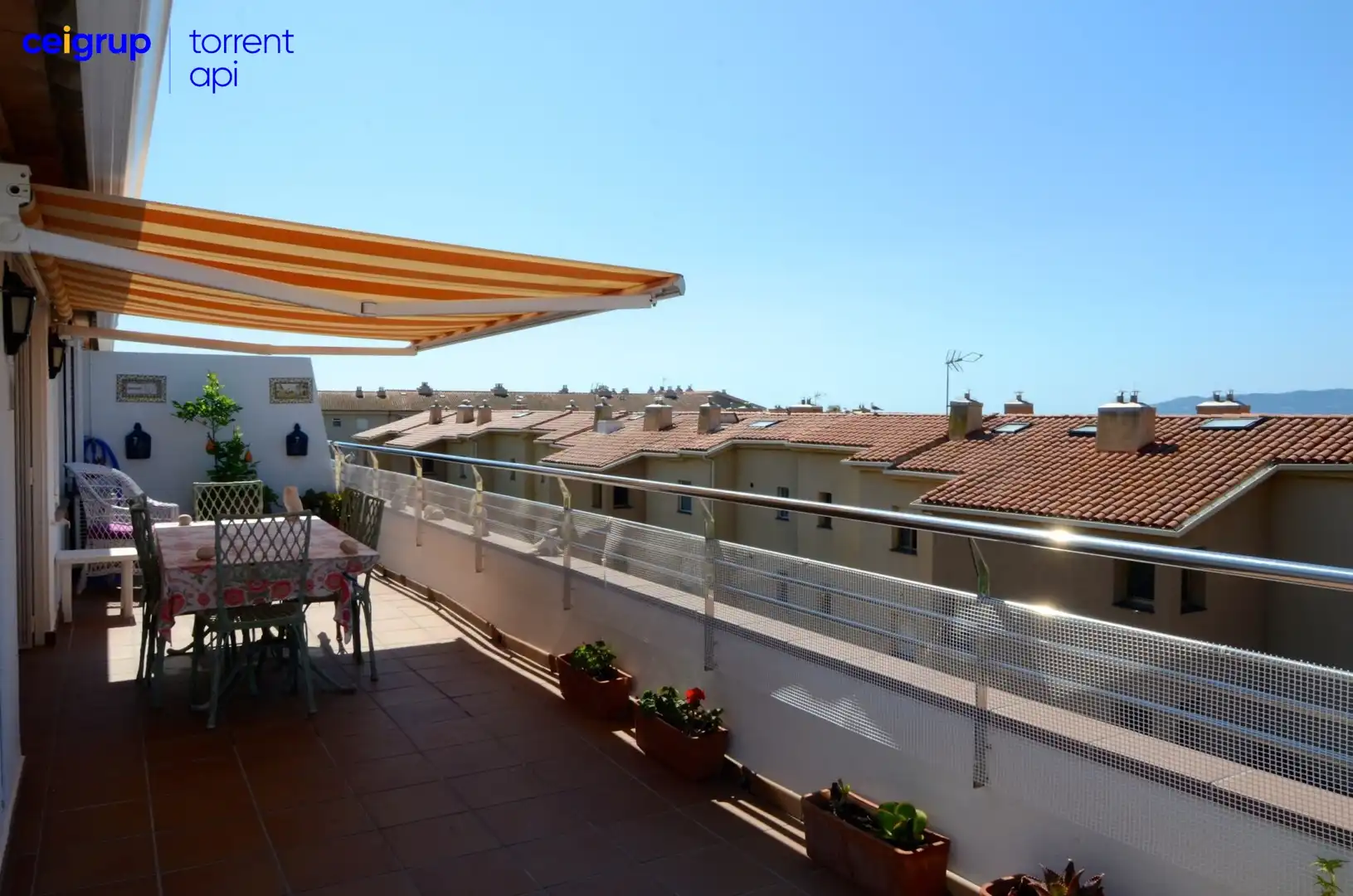 Terraza de Ático en venta en L'Estartit con Aire acondicionado, Terraza y Amueblado