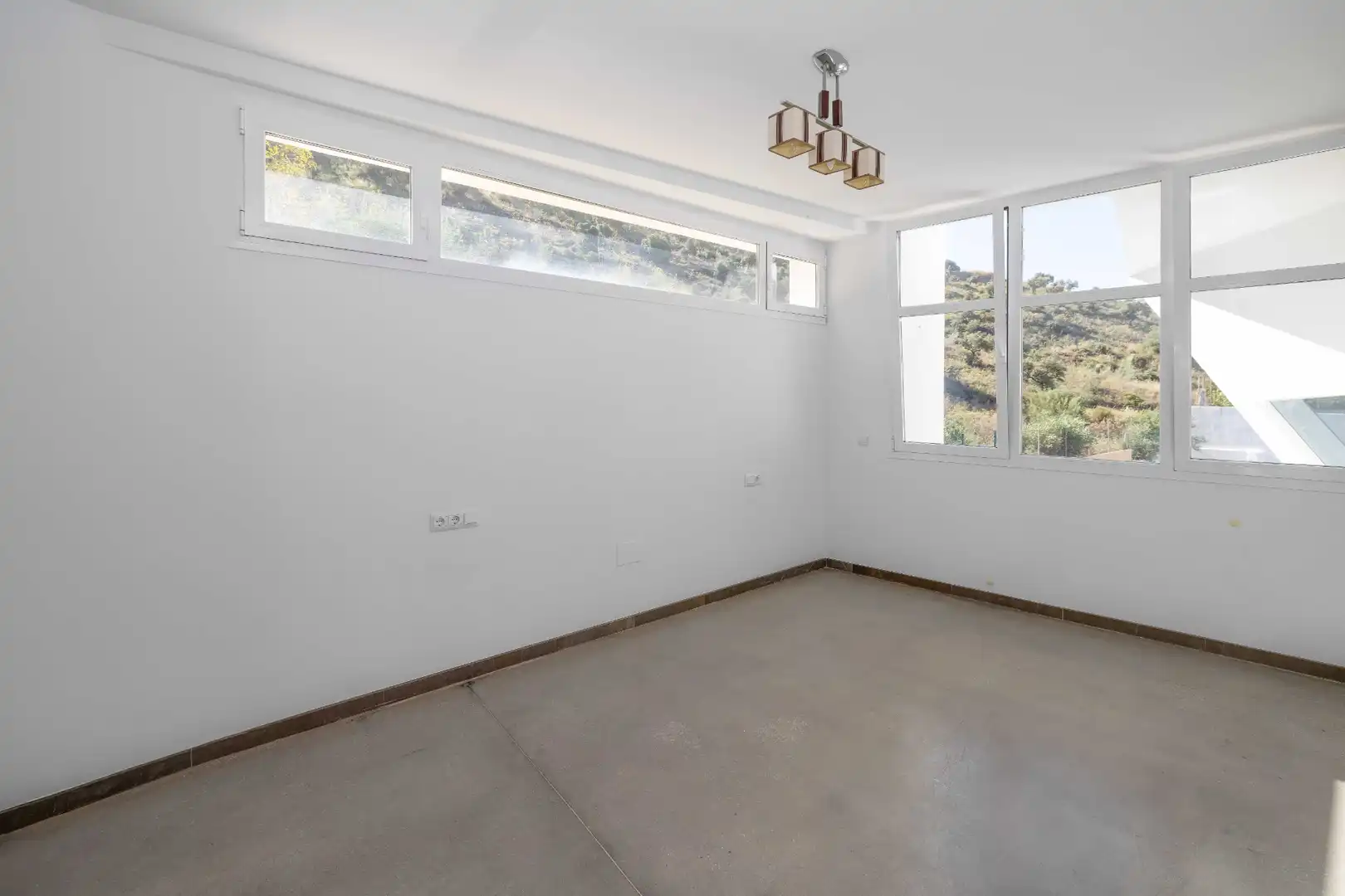 Houses for sale in Málaga  with Air Conditioner, Heating and Private garden