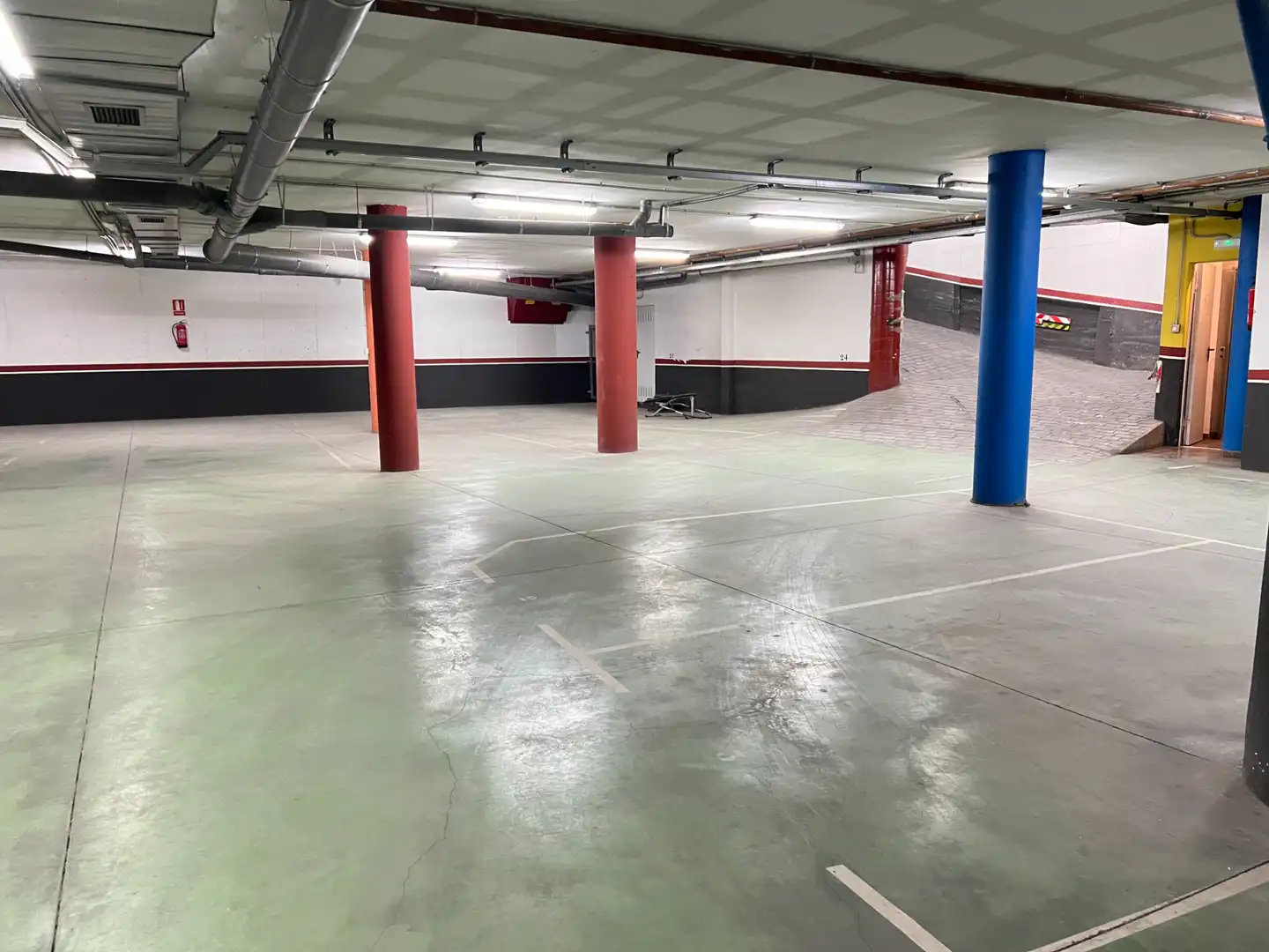 Parking de Garaje en venta en Herencia
