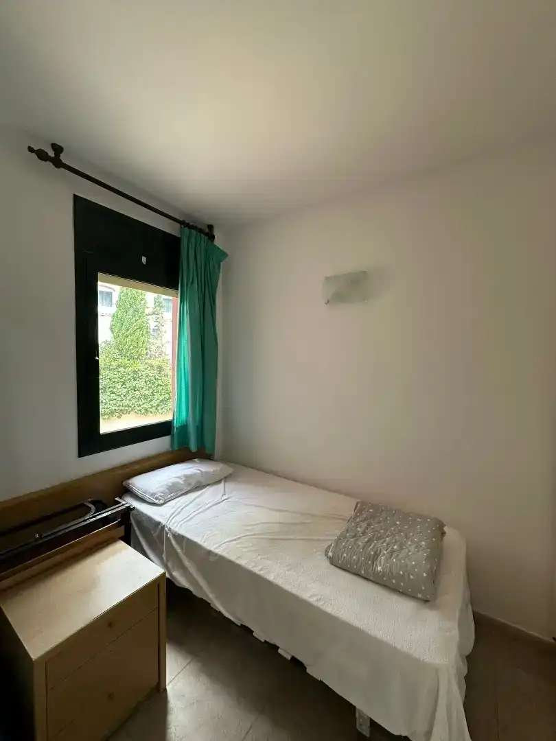 Schlafzimmer von Wohnung zur Miete in Palafrugell
