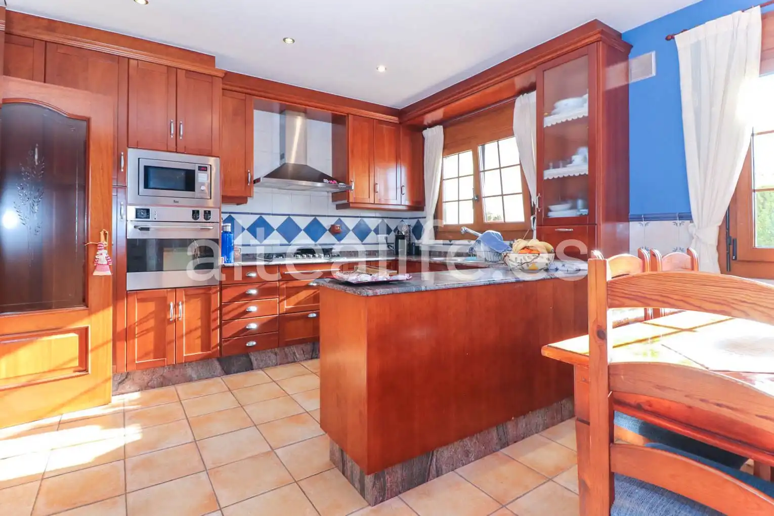 Cocina de Casa o chalet en venta en La Nucia con Aire acondicionado, Calefacción y Jardín privado