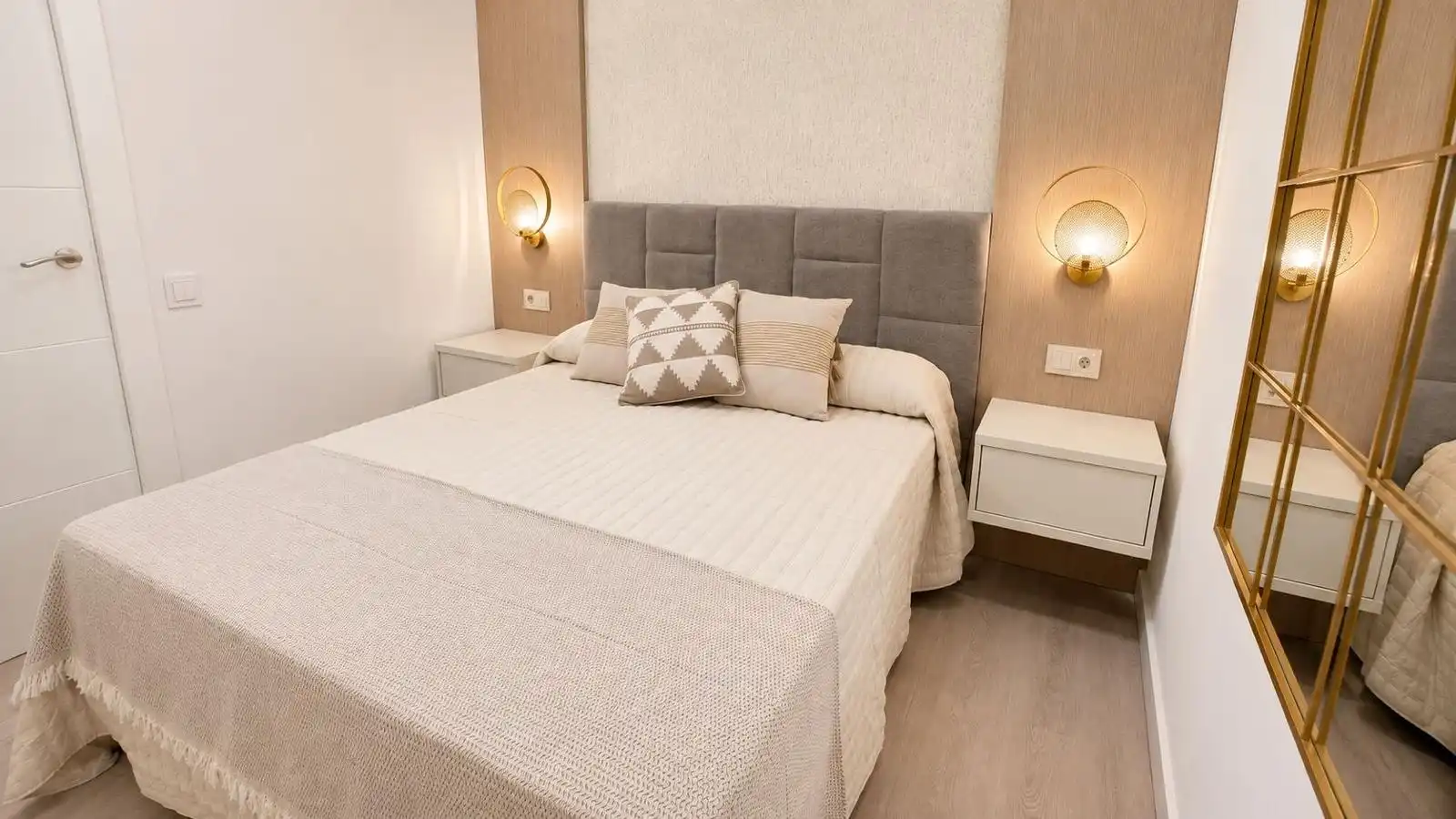 Habitación de Planta baja en venta en Torrevieja con Aire acondicionado, Calefacción y Terraza
