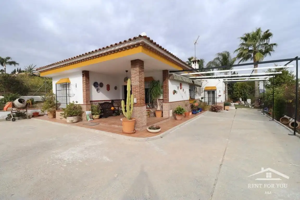 Casa con piscina en alquiler en Centro, imagen 3
