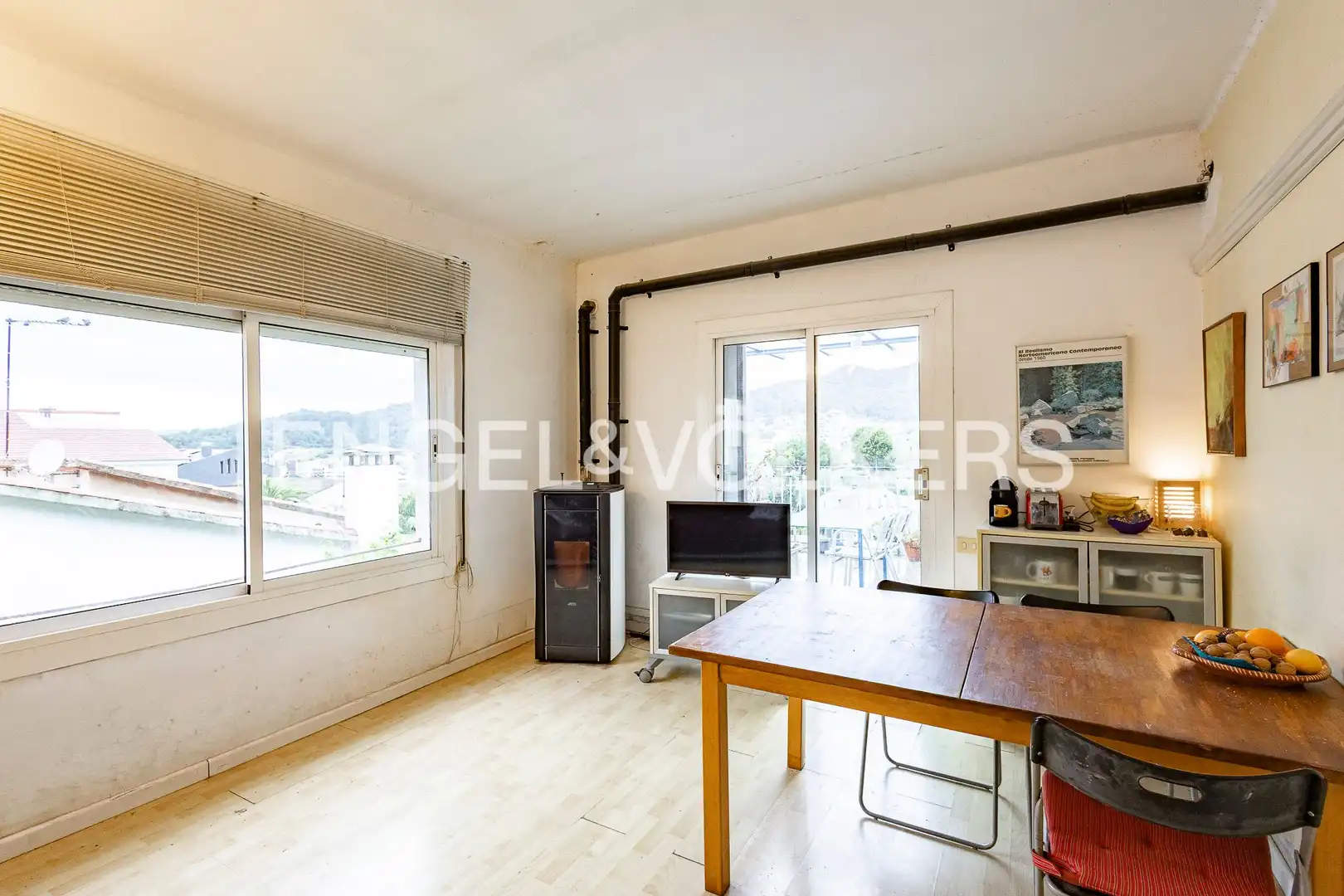 Sala d'estar de Casa o xalet en venda en Sant Just Desvern amb Calefacció i Parquet