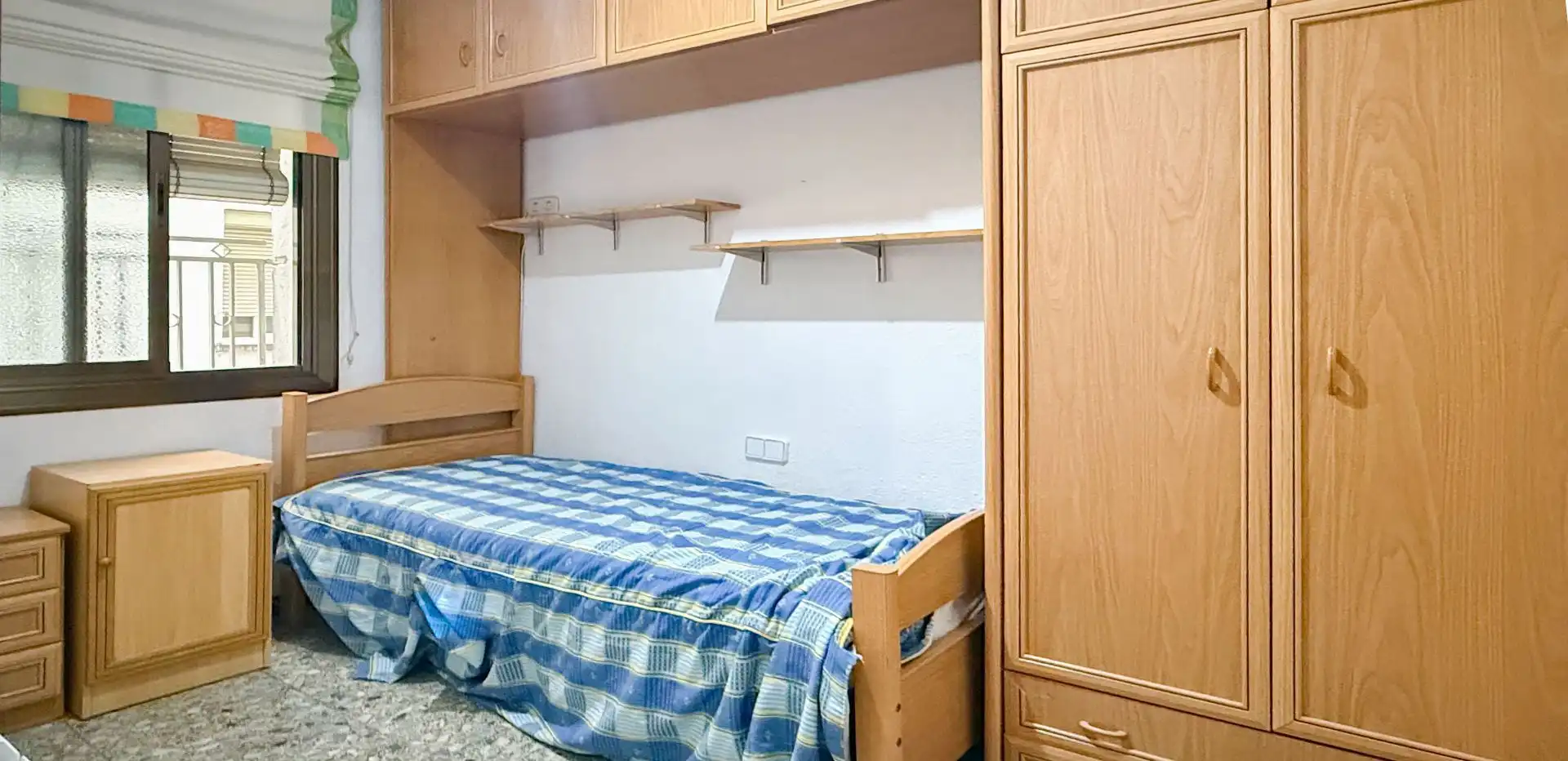 Habitación de Piso en venta en Sant Boi de Llobregat con Calefacción y Terraza