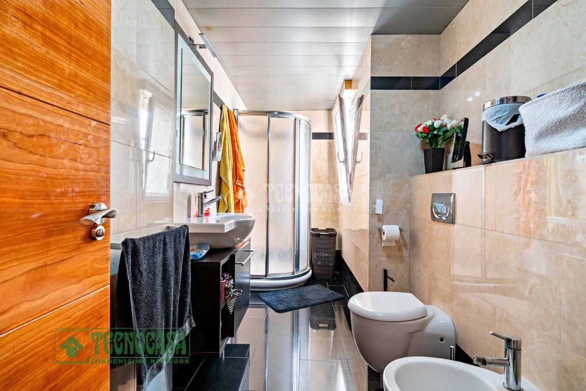Bathroom of Flat for sale in El Ejido  with Air Conditioner, Heating and Parquet flooring