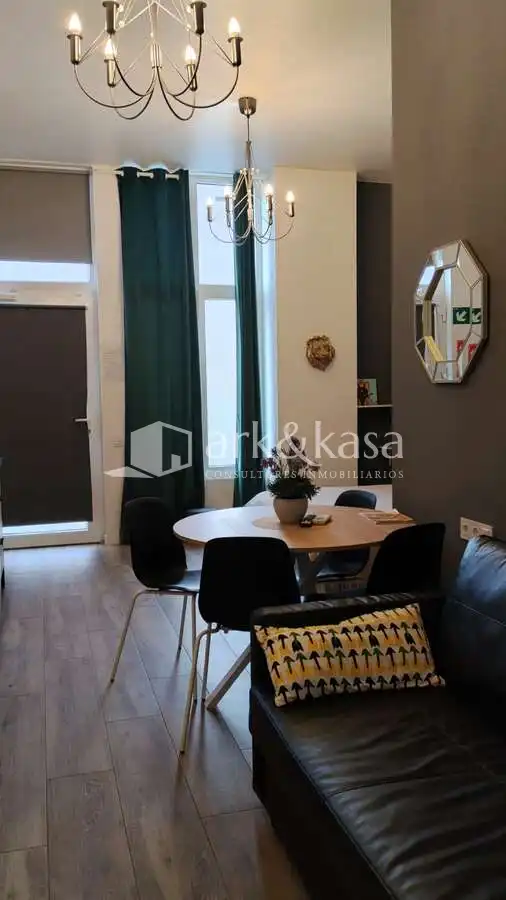 Comedor de Apartamento en venta en Valencia con Aire acondicionado, Amueblado y Horno