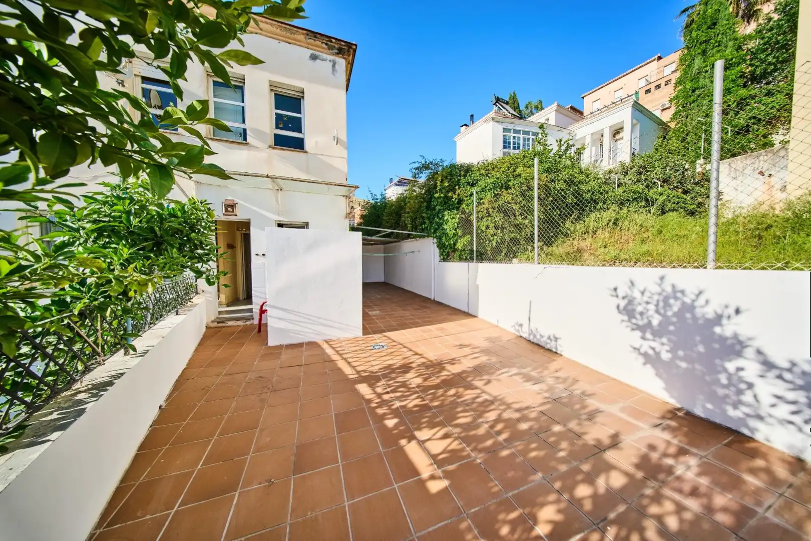 Exterior view of Houses for sale in Cenes de la Vega  with Heating