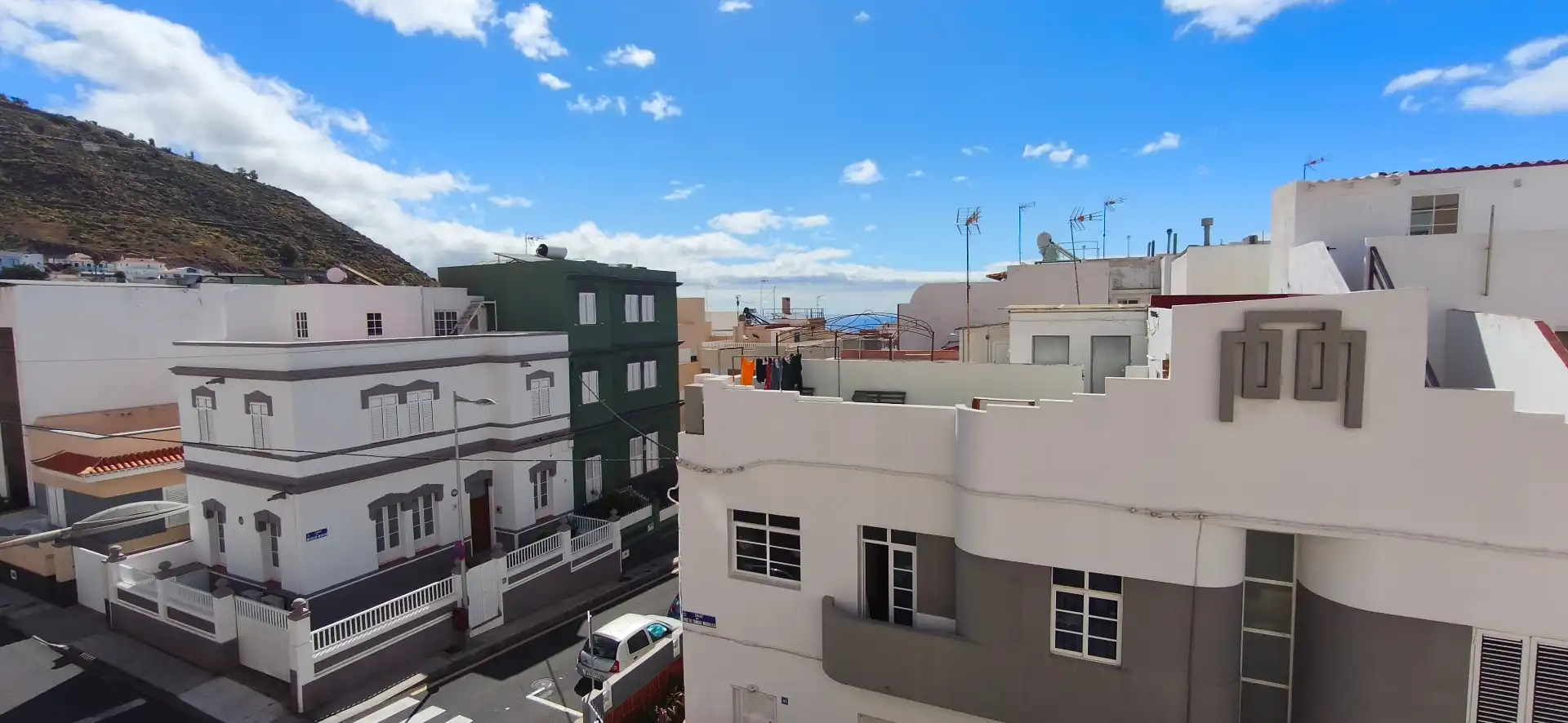 Vista exterior de Pis de lloguer en Santa Cruz de Tenerife amb Forn i Rentadora