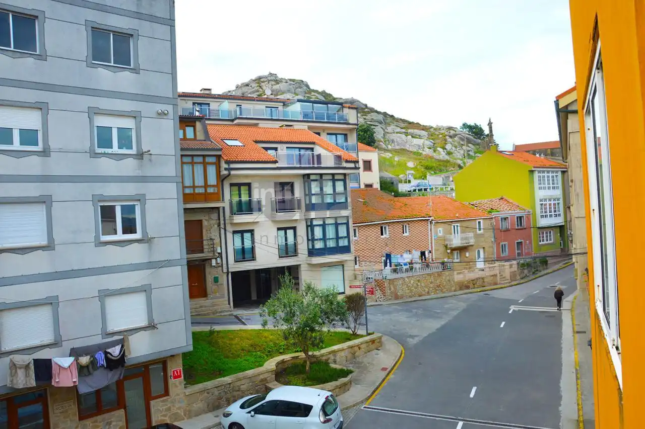 Vista exterior de Casa o xalet en venda en Muxía amb Moblat
