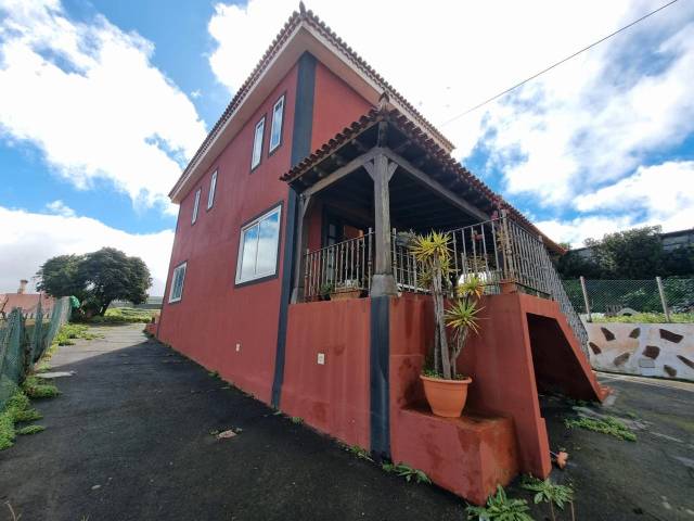 Casa-chalet en Venta en Calle Canino, 5 en La Esperanza - Llano del Moro