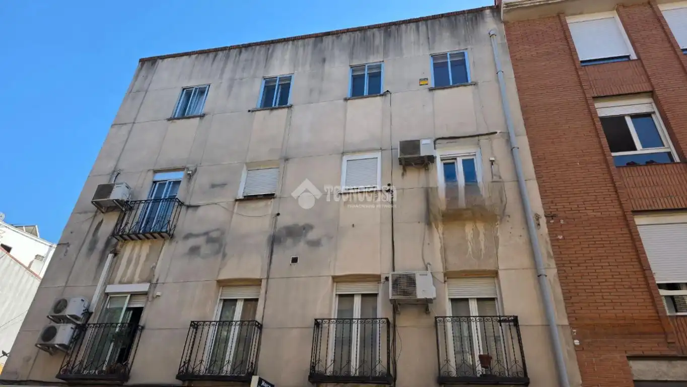 Vista exterior de Piso en venta en Madrid