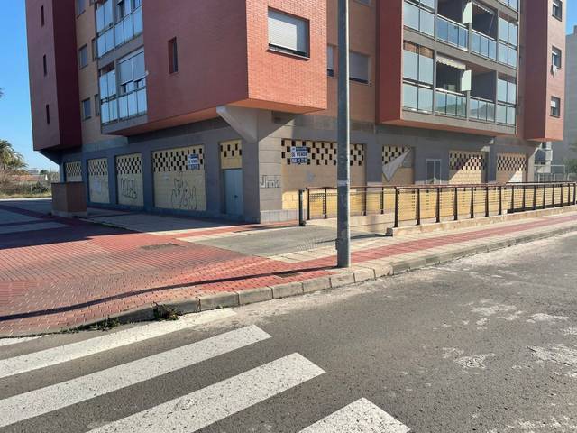 Local comercial en Venta en Juan Carlos I