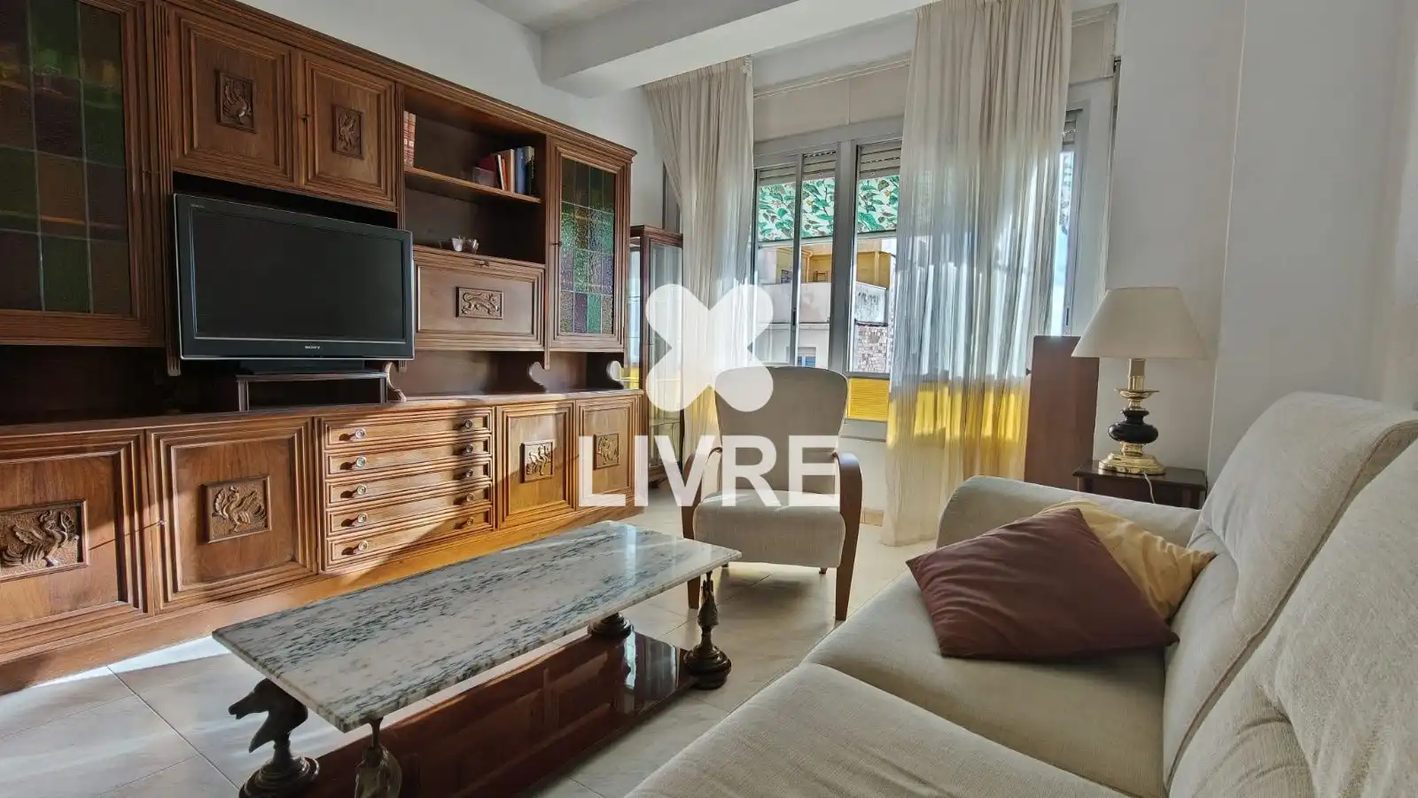 Sala de estar de Piso en venta en Barcelona con Calefacción y Balcón