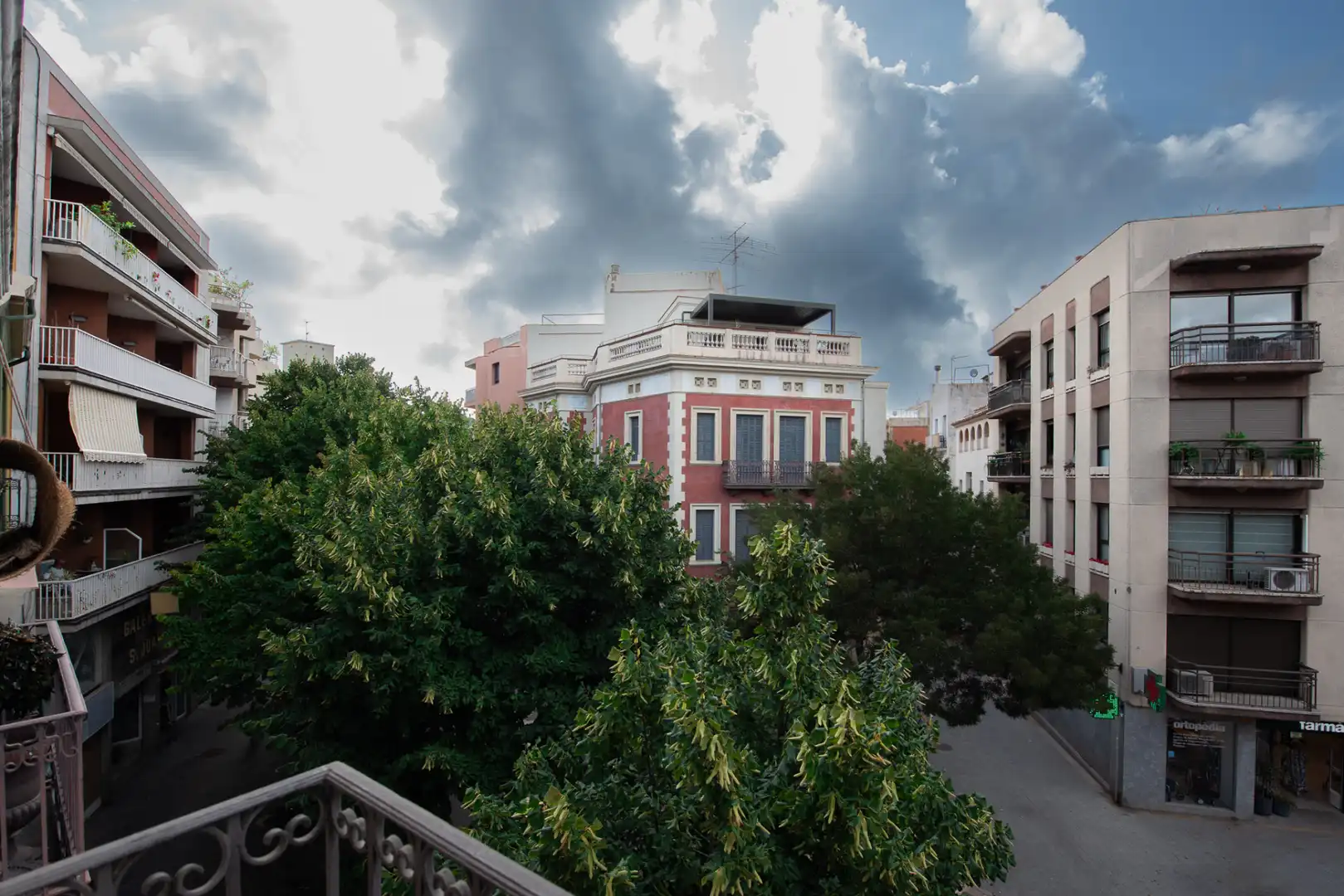 Vista exterior de Dúplex de lloguer en Sant Feliu de Guíxols amb Aire condicionat, Calefacció i Terrassa