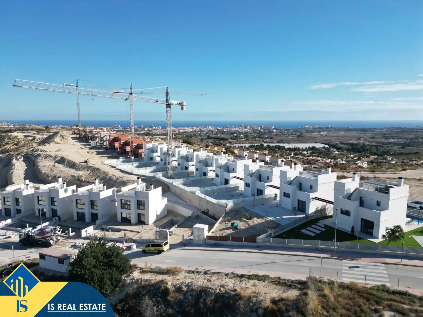 Vista exterior de Casa o chalet en venta en Mutxamel con Terraza y Piscina