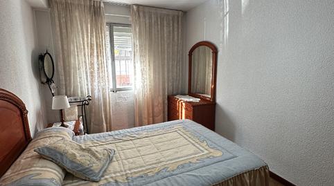 Foto 5 de Estudi de lloguer a Calle San Urbicio, Reyes Católicos, Madrid