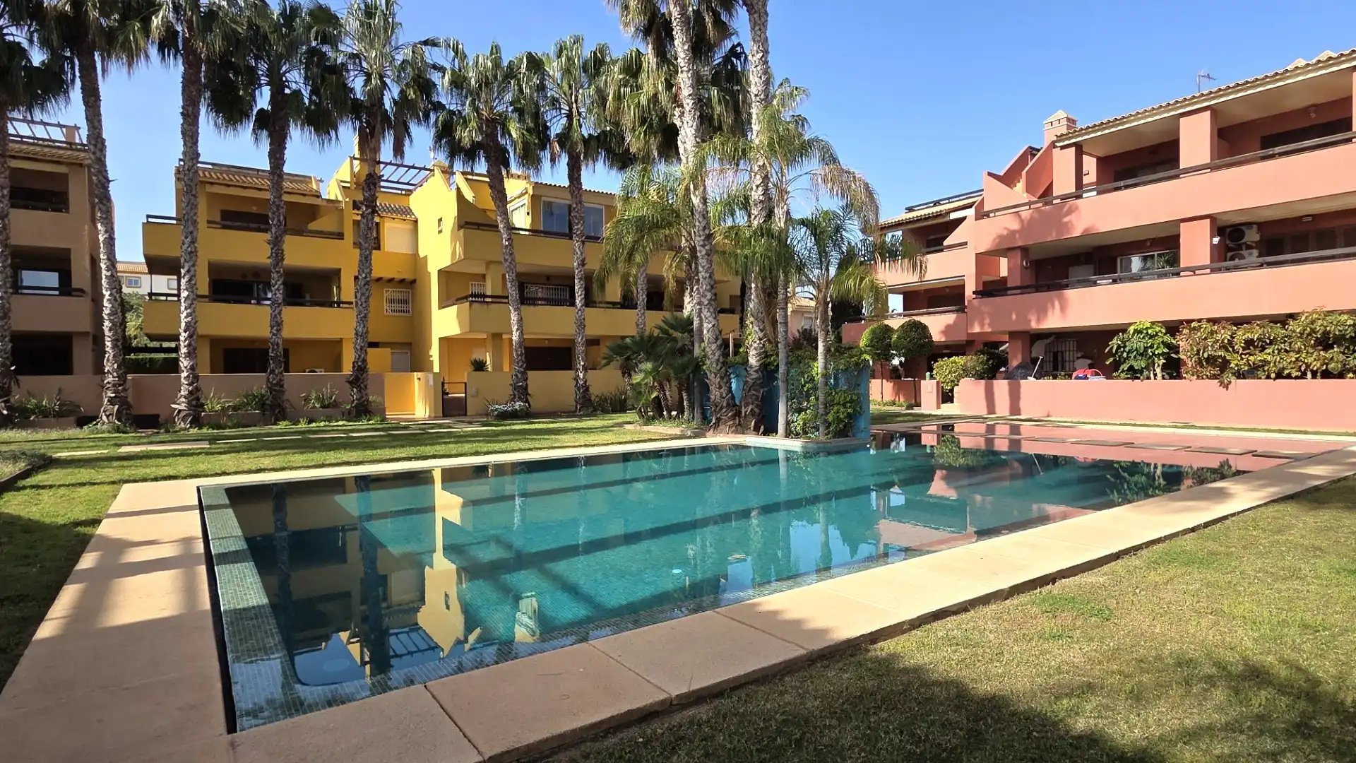 Piscina de Piso en venta en Cartagena con Aire acondicionado, Calefacción y Terraza
