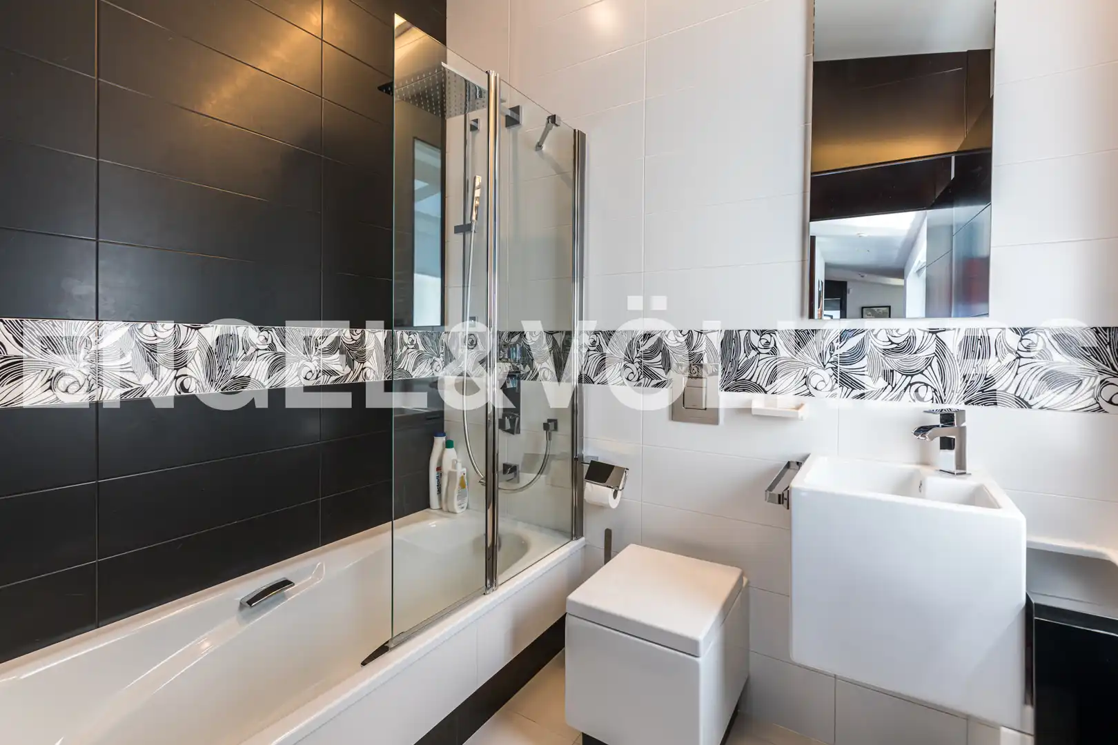 Baño de Casa o chalet en venta en Gijón  con Calefacción, Parquet y Trastero