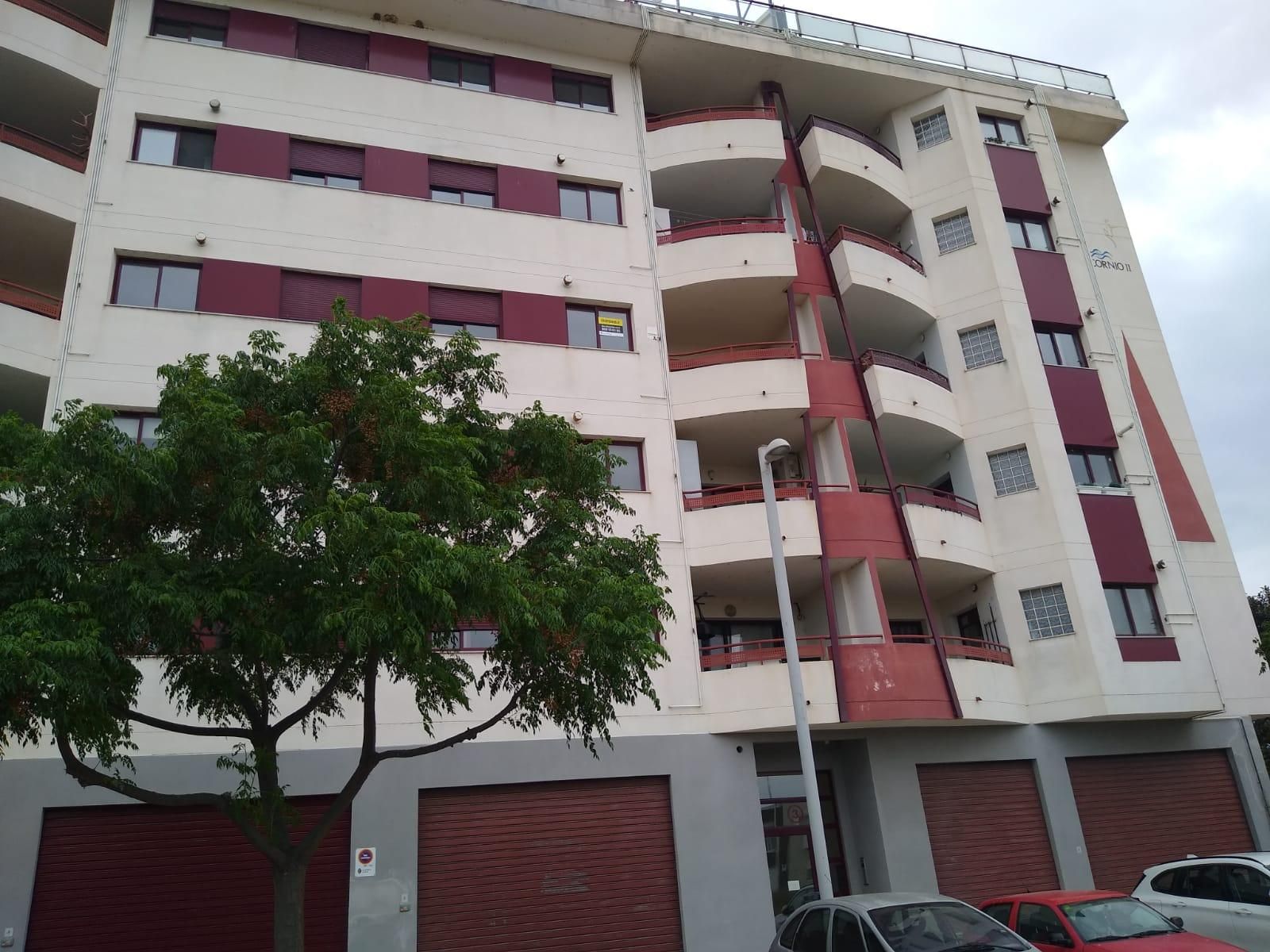 Exterior view of Garage for sale in Silla