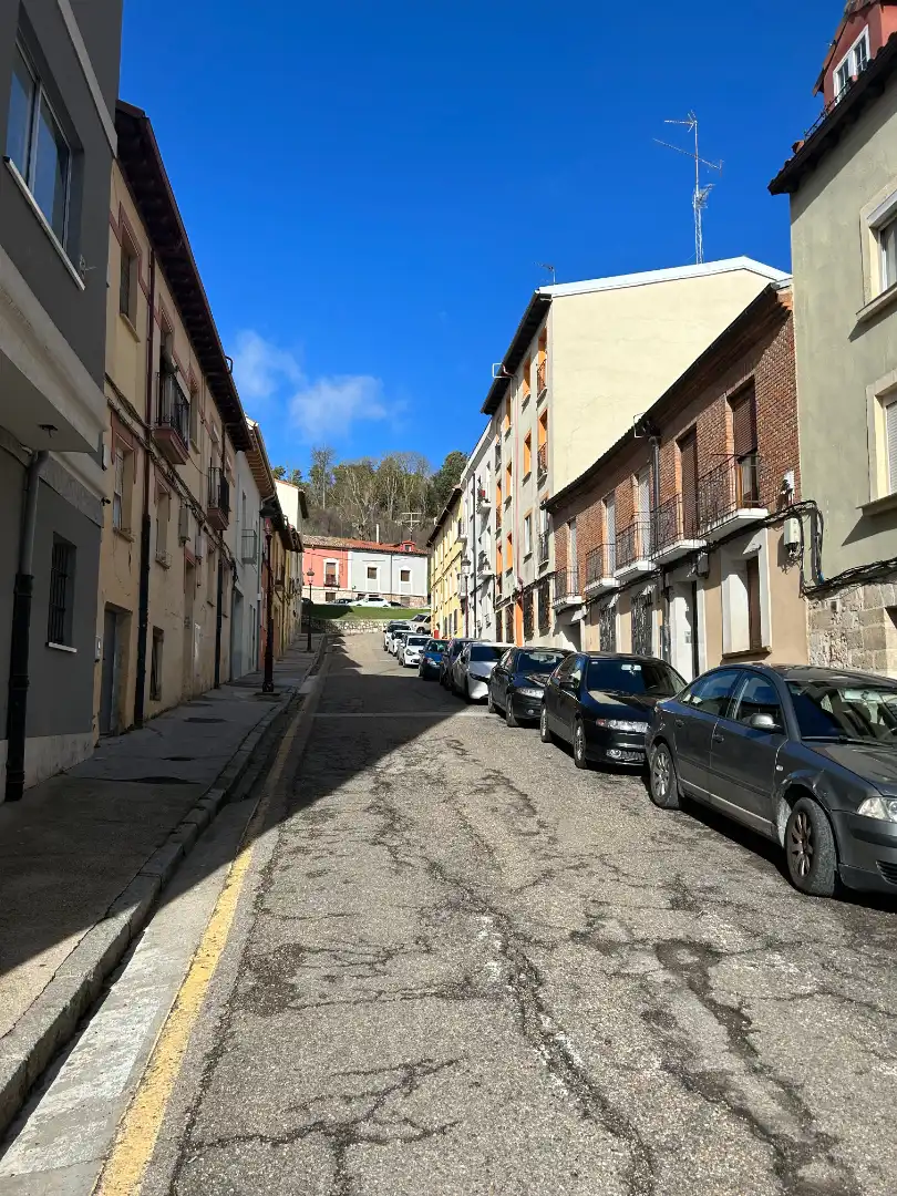 Vista exterior de Local en venta en Burgos
