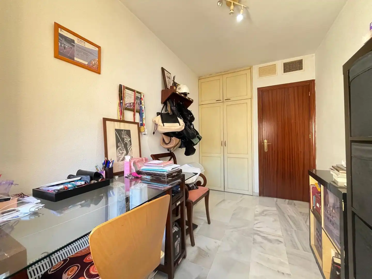 Habitación de Dúplex en venta en Dos Hermanas con Aire acondicionado, Terraza y Balcón