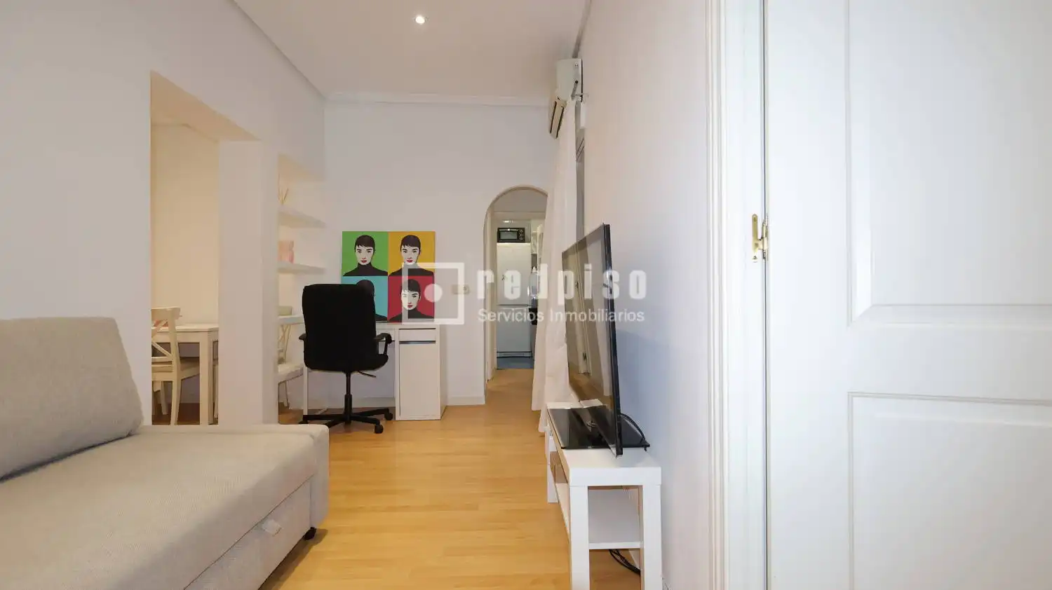 Bedroom of Flat for rent in Madrid  with Air Conditioner, Heating and Furnished