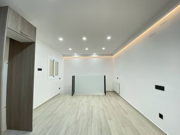 Dúplex amb ascensor en venda a Calle Atenes