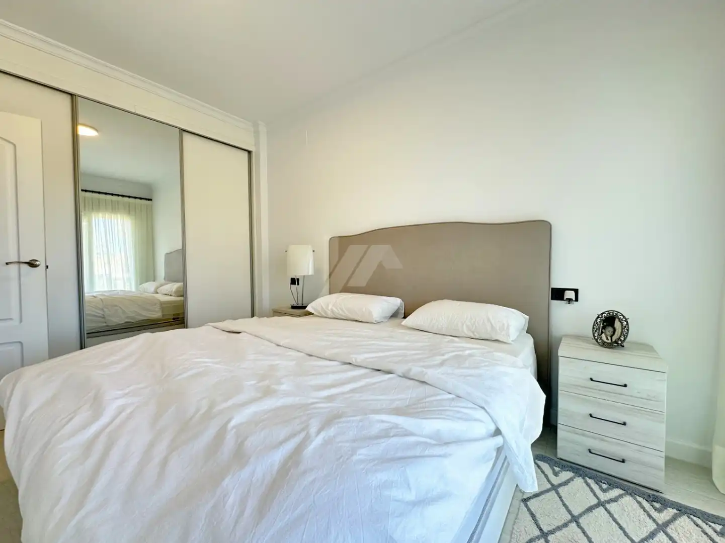 Schlafzimmer von Wohnungen zum Verkauf in Benissa mit Klimaanlage, Heizung und Privatgarten