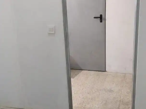 Lagerraum zur Miete in Sevilla mit Alarm
