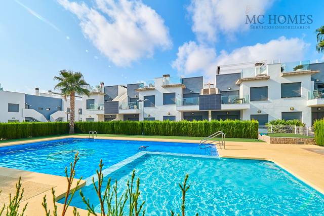 Planta baja en Alquiler en Avenida Monte de lo en Pilar de la Horadada ciudad