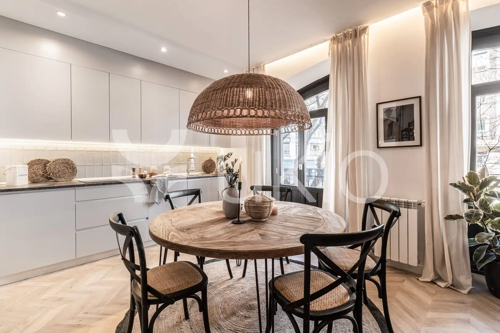 Comedor de Apartamento de alquiler en Madrid con Aire acondicionado, Calefacción y Amueblado