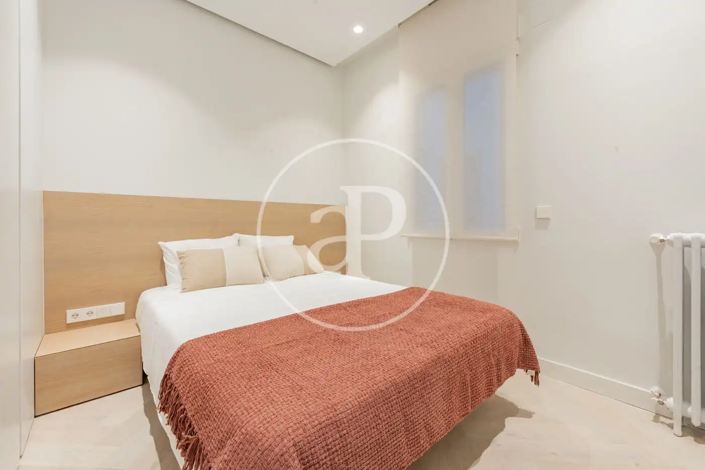 Flat for sale in C. del Dr. Esquerdo, Niño Jesús