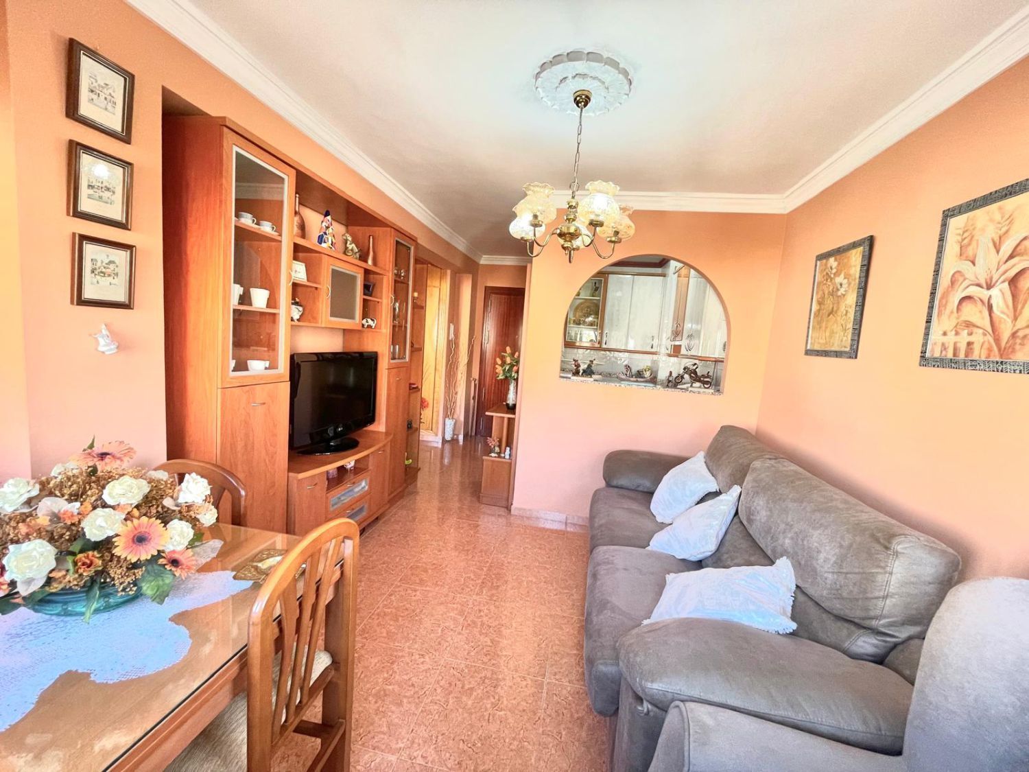 Sala de estar de Apartamento en venta en Vélez-Málaga con Piscina comunitaria