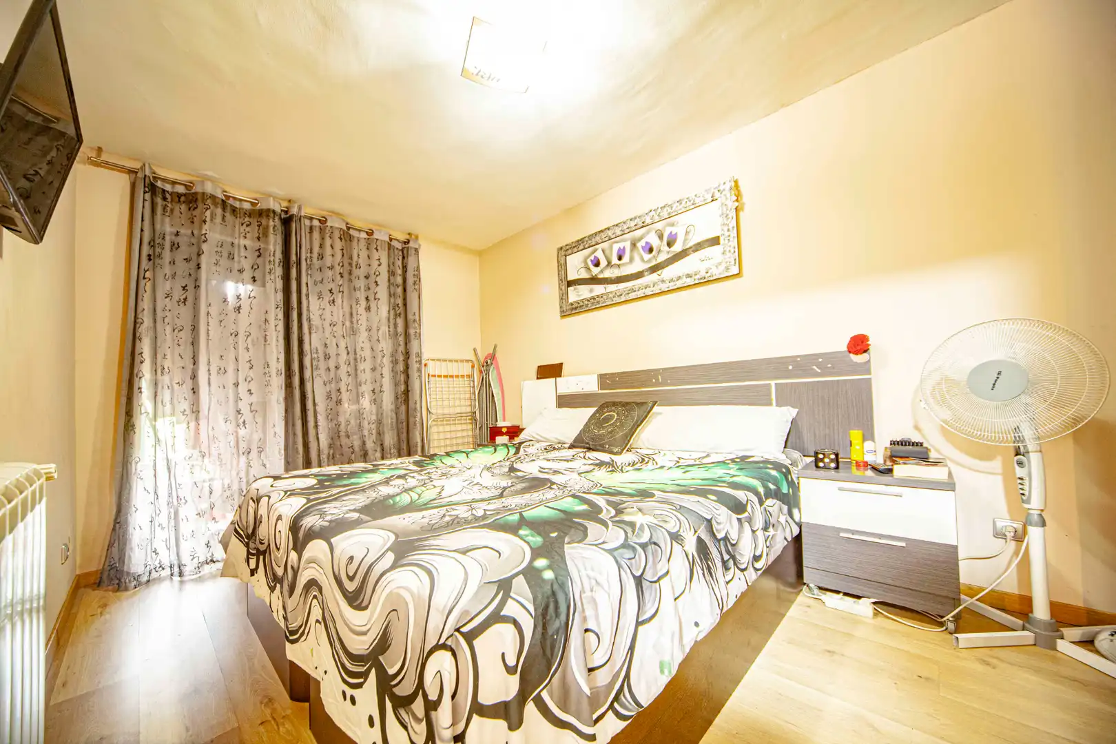 Bedroom of Flat for sale in Madrid  with Air Conditioner, Heating and Parquet flooring