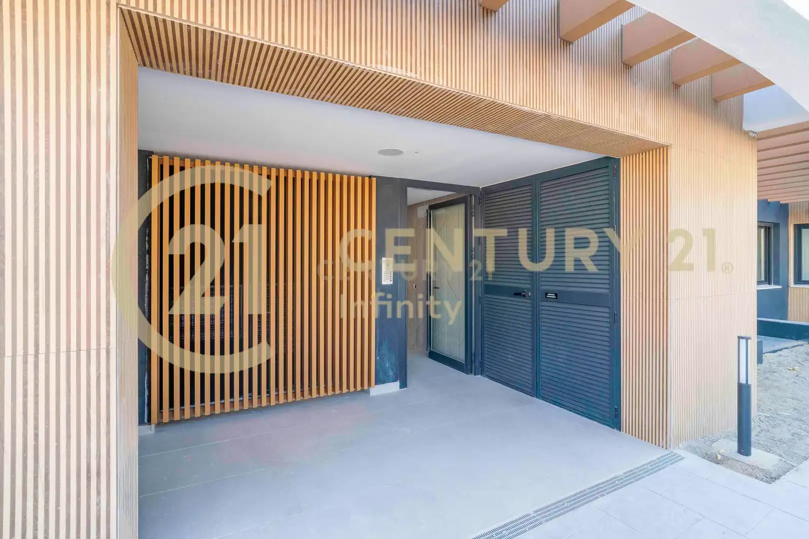 Apartamento en venta en Torremolinos con Aire acondicionado, Jardín privado y Trastero
