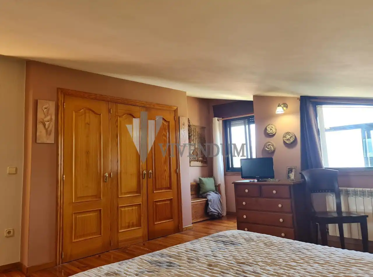 Habitación de Casa o chalet en venta en Redondela con Calefacción, Jardín privado y Terraza