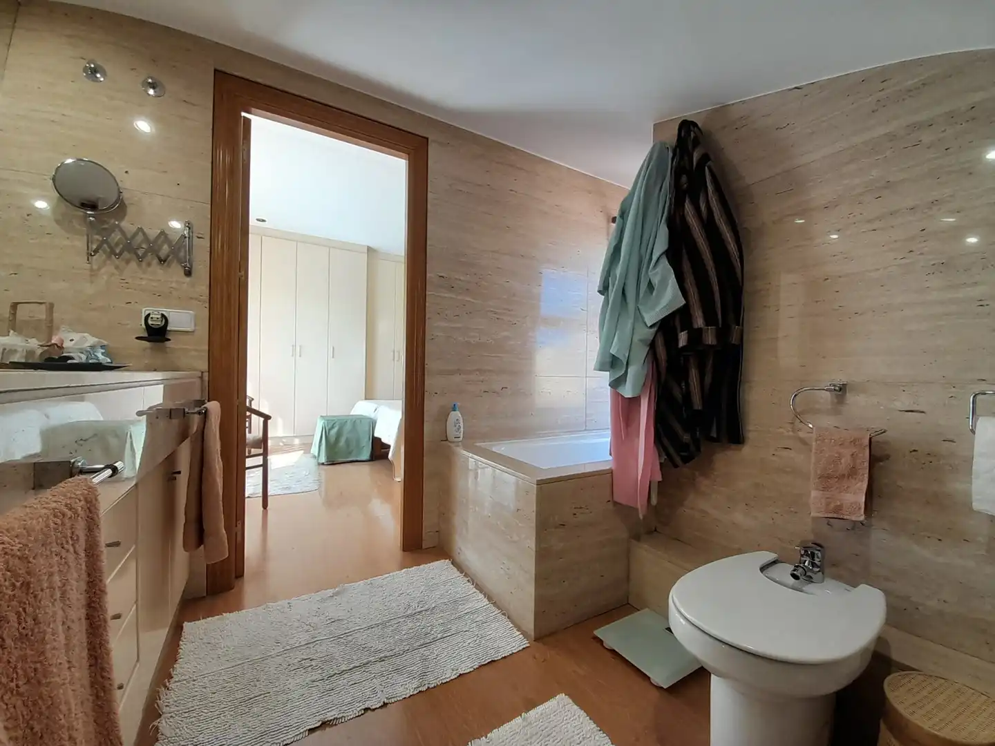 Baño de Casa adosada en venta en Santa Pau con Aire acondicionado, Calefacción y Terraza