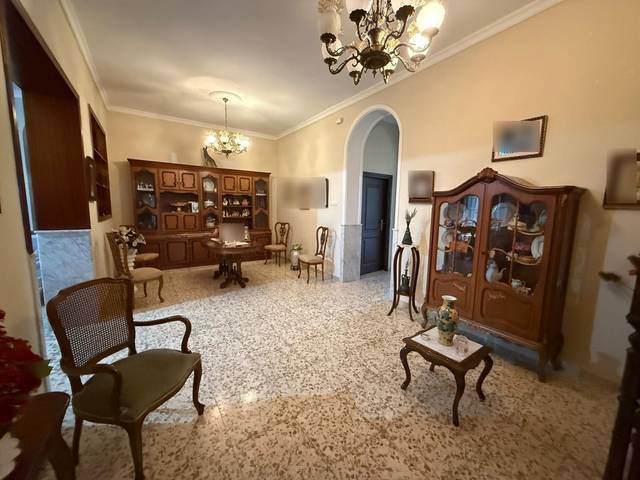 Casa adosada en Venta en Calle de Cervantes en Pilas