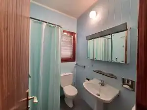 Bathroom of Houses for sale in San Cristóbal de la Laguna  with Private garden, Storage room and Swimming Pool
