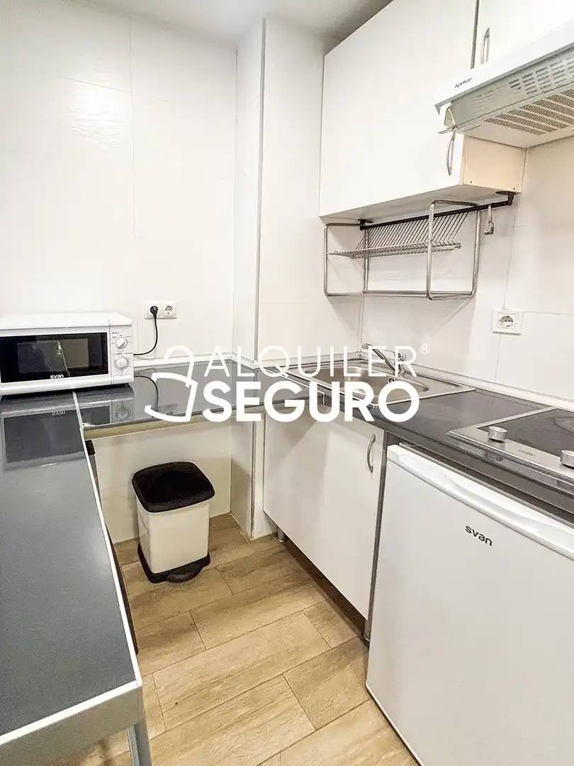 Küche von Wohnung zur Miete in Madrid mit Klimaanlage, Heizung und Möbliert