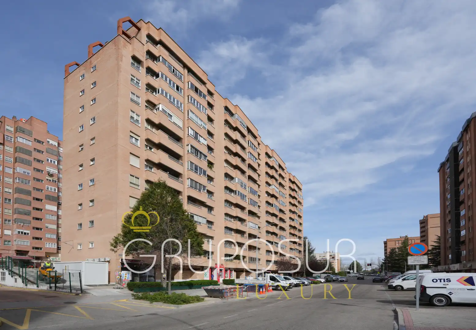 Außenansicht von Wohnung zum Verkauf in Valladolid mit Heizung, Privatgarten und Parkett