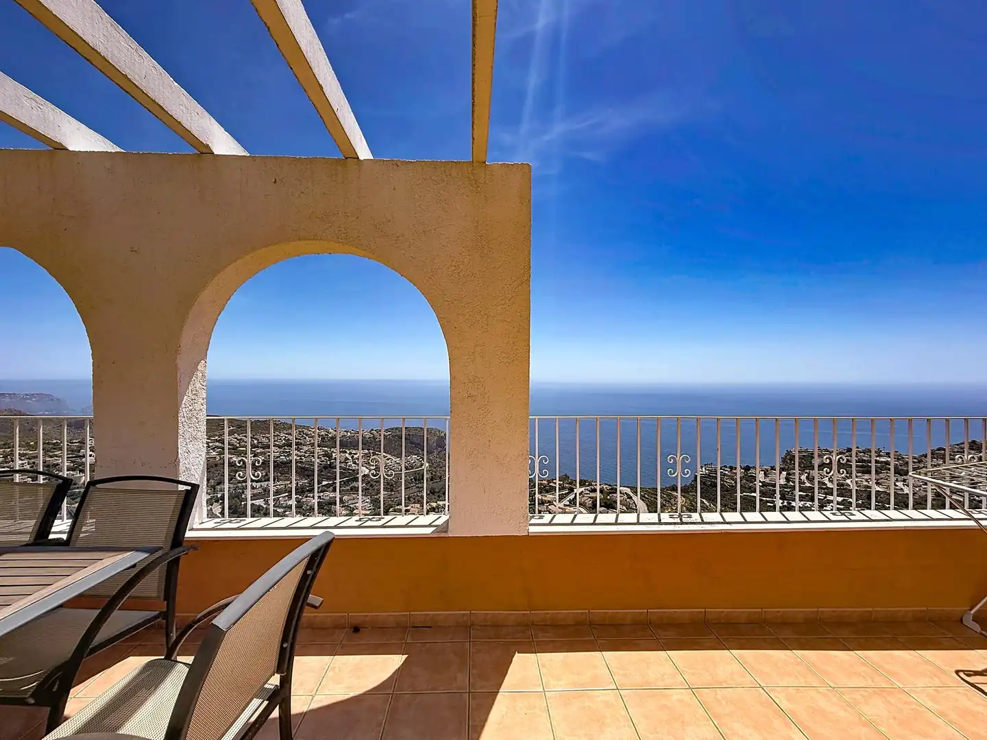 Apartament amb piscina en venda a Cumbre del Sol, imagen 2