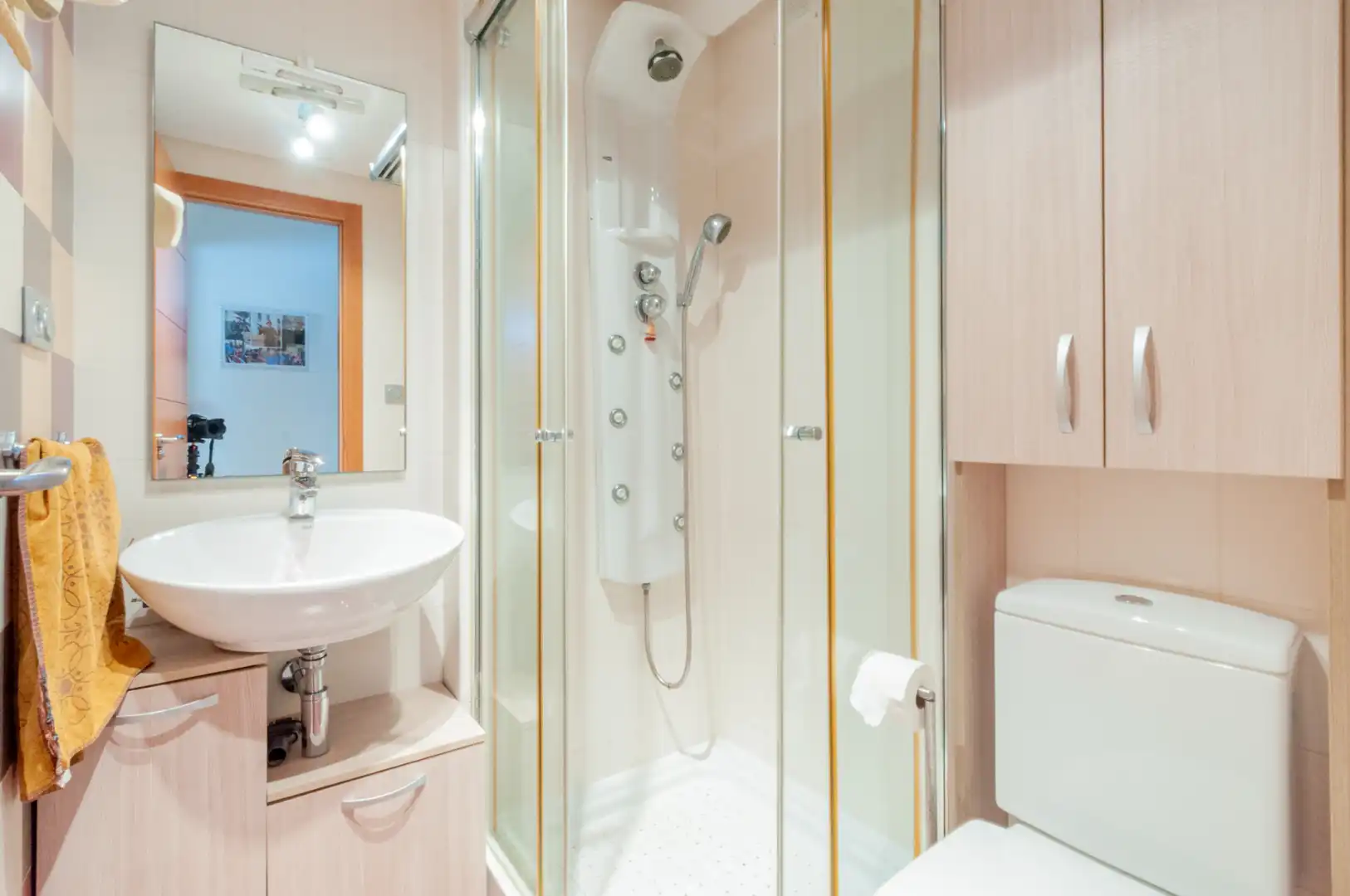 Bathroom of Flat for sale in Roquetas de Mar  with Furnished, Oven and Washing machine