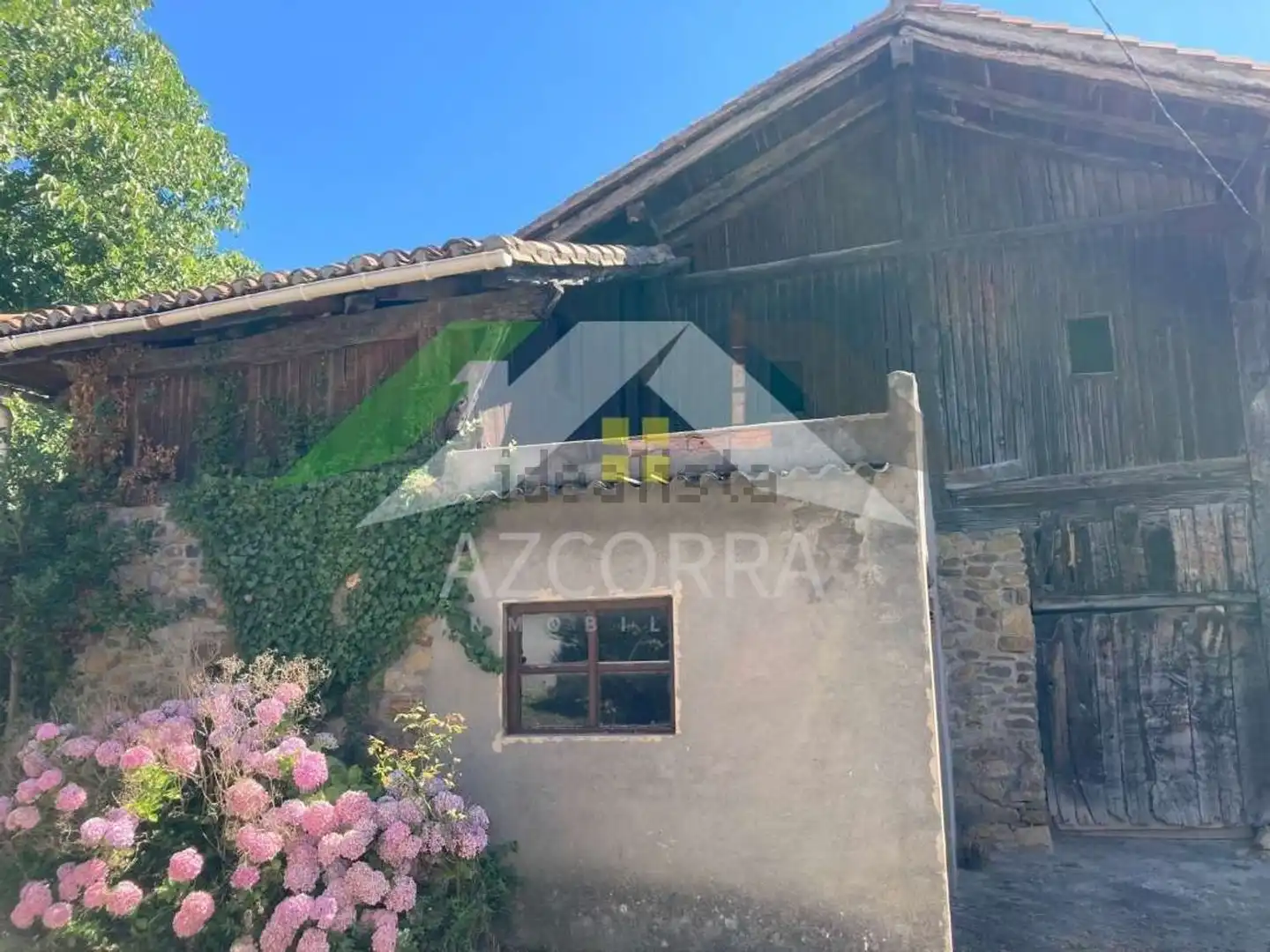 Vista exterior de Finca rústica en venda en Amoroto amb Jardí privat, Moblat i Balcó